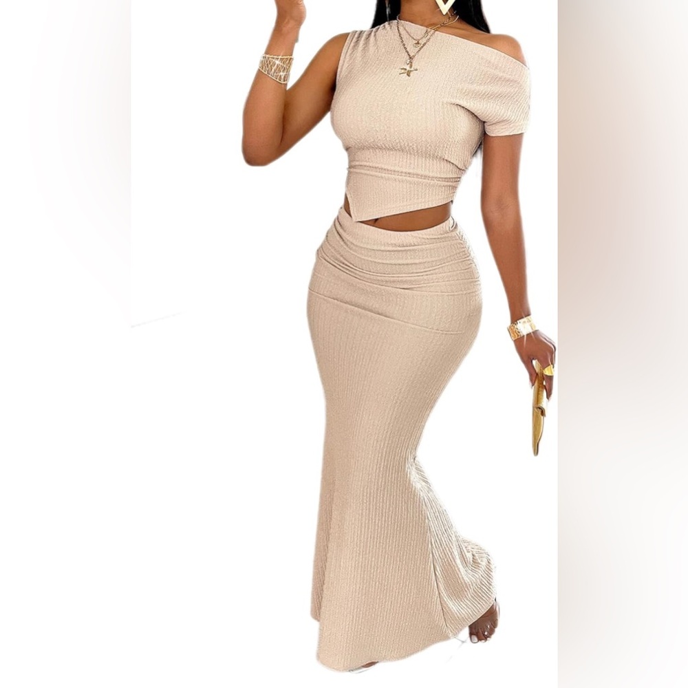 Elegant Cream Skirt
